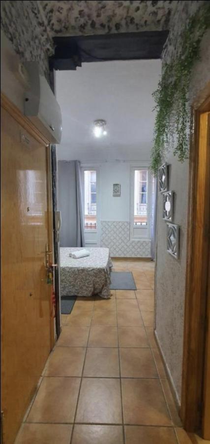 Granada Apartment *